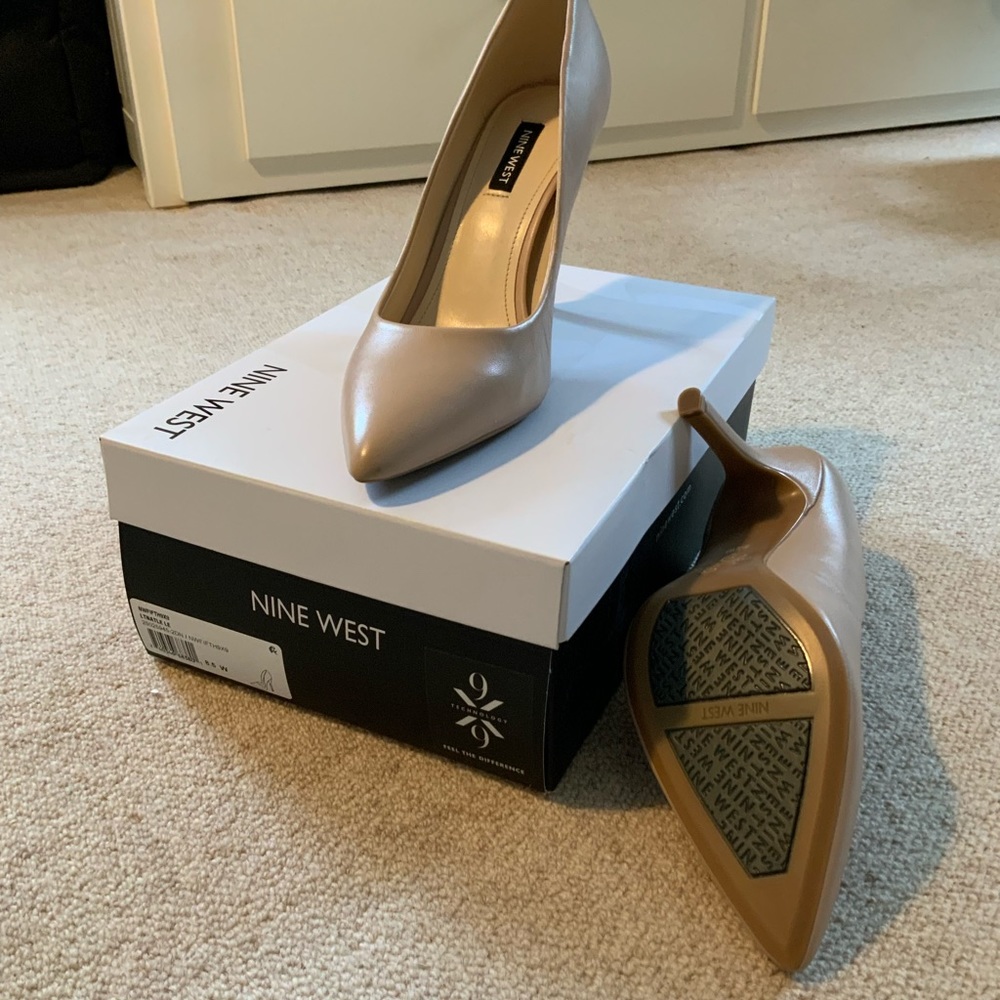 Nine West Fifth 9x9 Pumps, Nude Leather, 8.5W